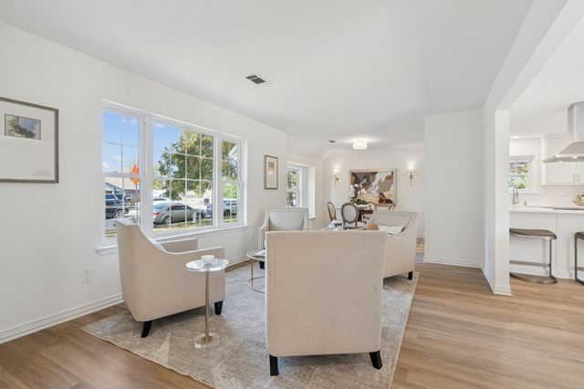 3905 Marys Creek Drive, Benbrook, TX 76116