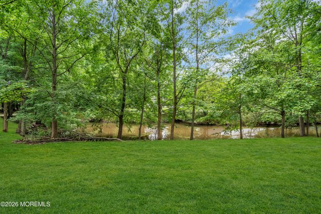 269 Constitution Circle, North Brunswick, NJ 08902