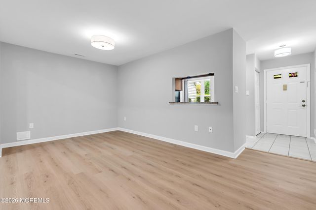 269 Constitution Circle, North Brunswick, NJ 08902