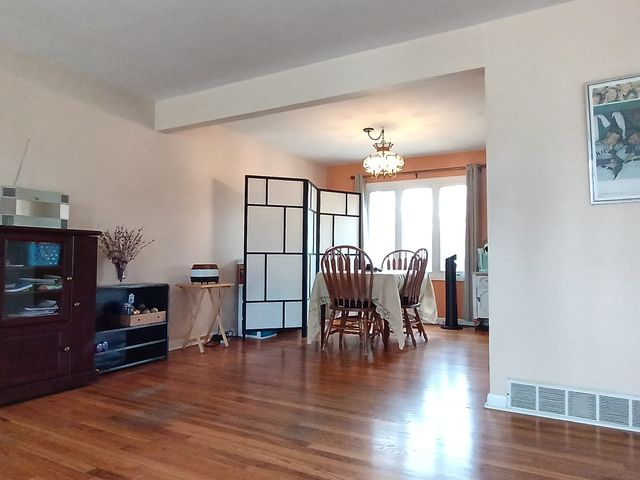 16317 66th Court, Tinley Park, IL 60477