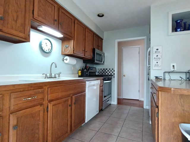 16317 66th Court, Tinley Park, IL 60477