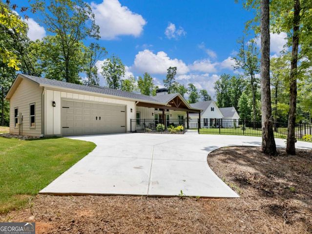 1320 heads ferry Road, Cornelia, GA 30531