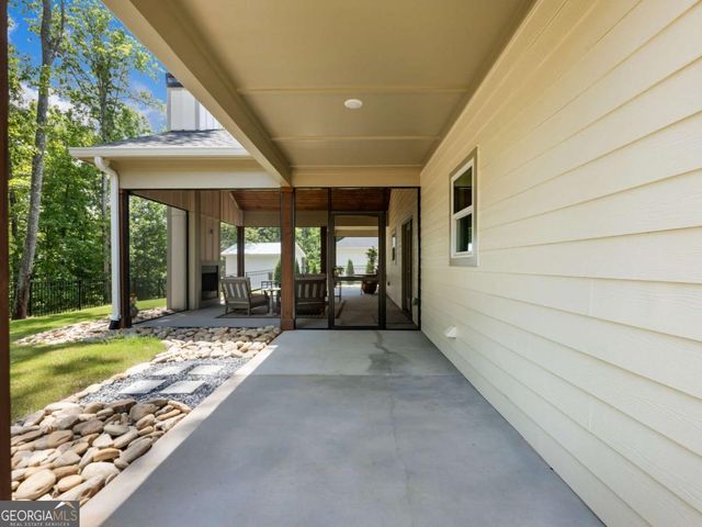 1320 heads ferry Road, Cornelia, GA 30531
