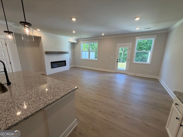 4222 Oak View Lane, Gainesville, GA 30504