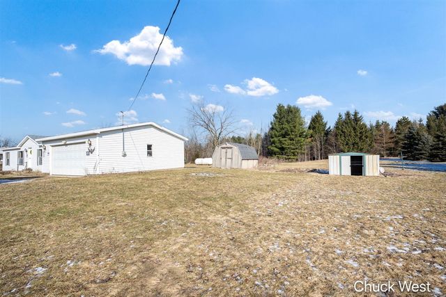 20436 Freedom Drive, Pierson, MI 49339