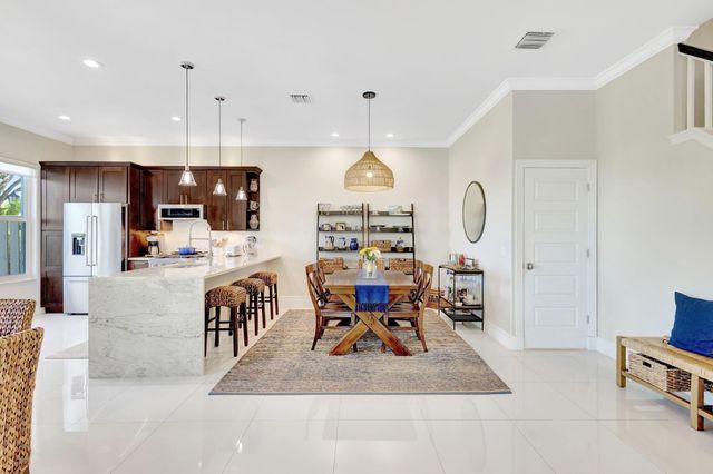 44 Pinnacle Cove, Palm Beach Gardens, FL 33418