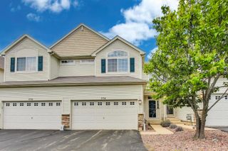 574 S Jade Lane, Round Lake, IL 60073