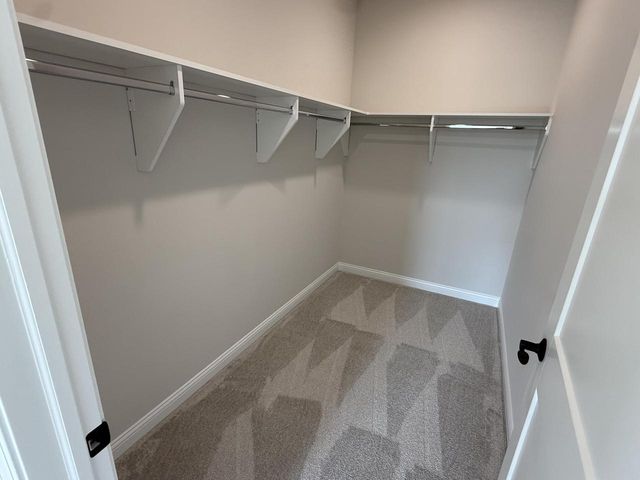 W214N4932 Casey COURT, Menomonee Falls, WI 53051