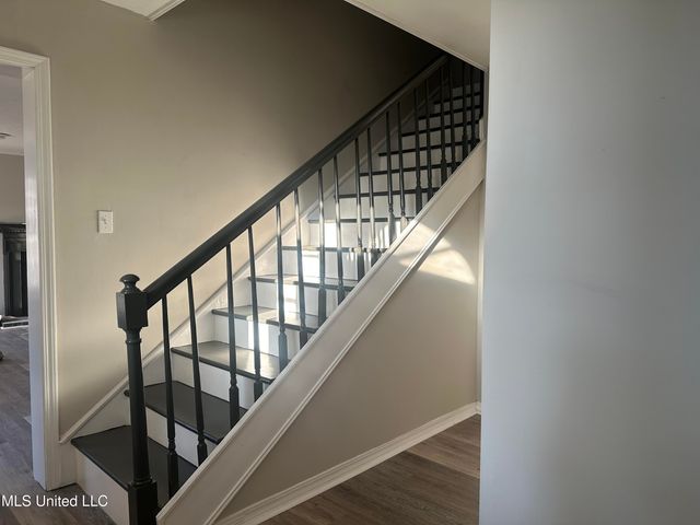 191 Ted Circle, Richland, MS 39218