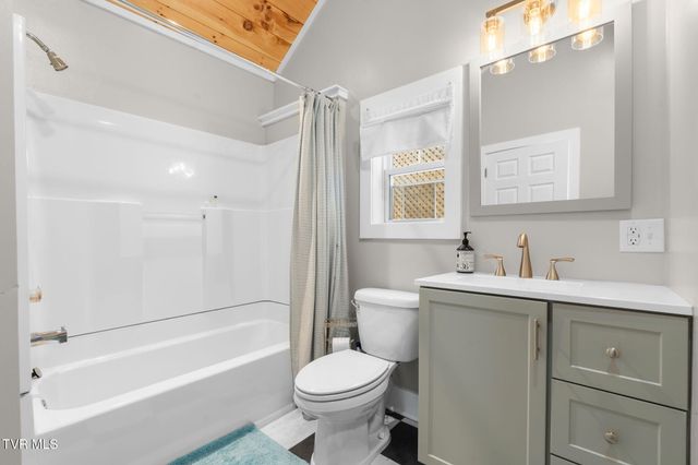 207 Main Street, Butler, TN 37640