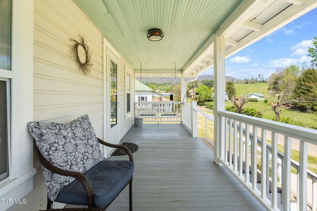 207 Main Street, Butler, TN 37640