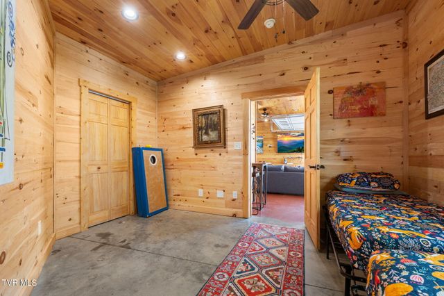 207 Main Street, Butler, TN 37640