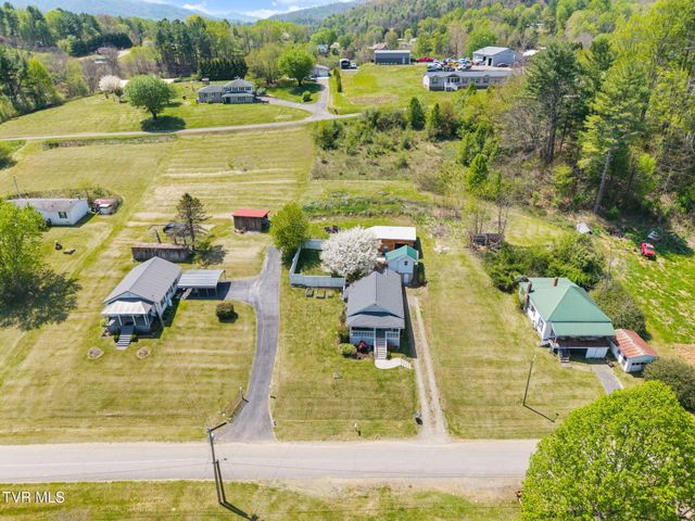 207 Main Street, Butler, TN 37640