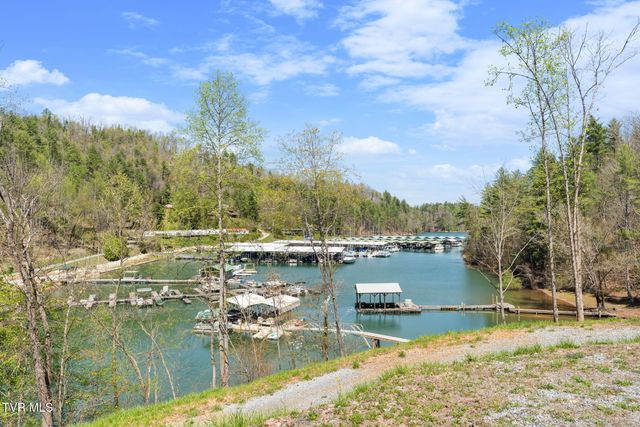 207 Main Street, Butler, TN 37640