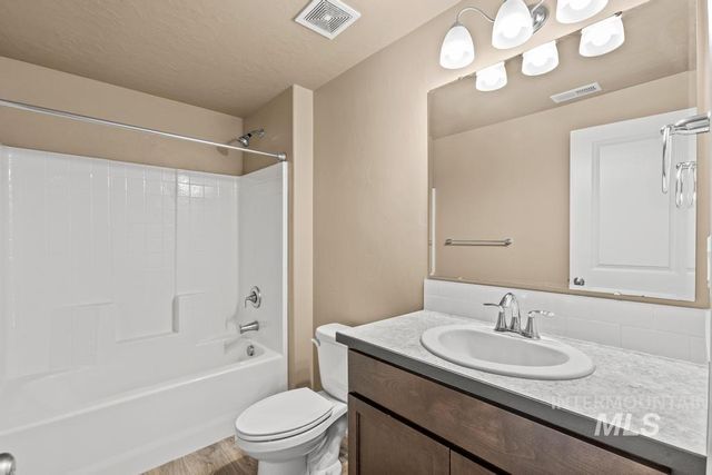 4225 Durban Ct, Caldwell, ID 83605