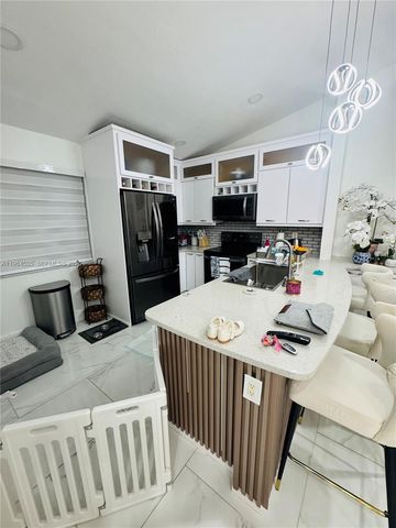 11761 NW 12th St, Pembroke Pines, FL 33026