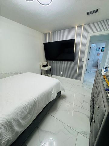 11761 NW 12th St, Pembroke Pines, FL 33026