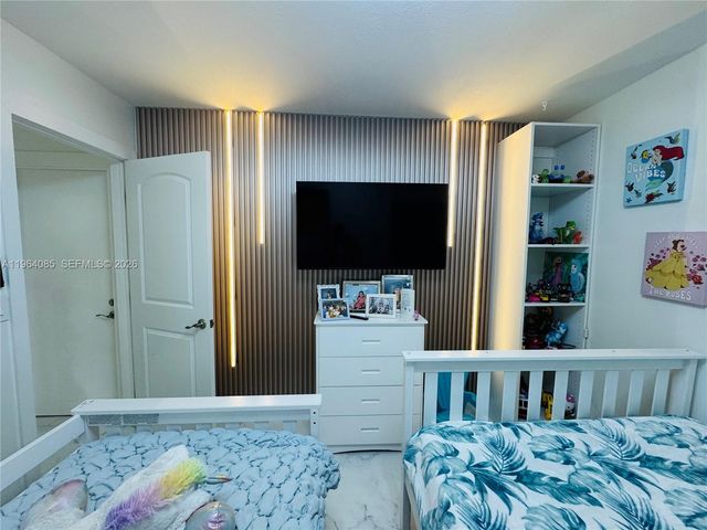 11761 NW 12th St, Pembroke Pines, FL 33026