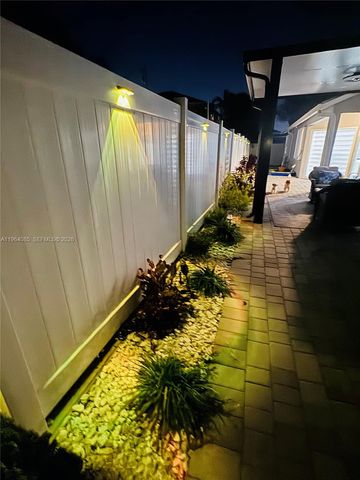 11761 NW 12th St, Pembroke Pines, FL 33026