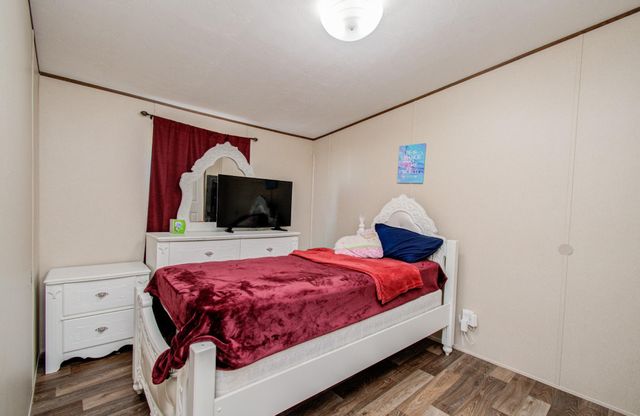 369 Road 5262, Cleveland, TX 77327