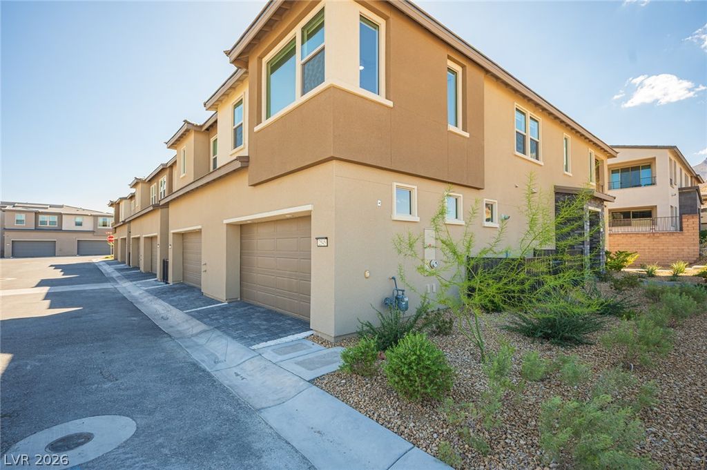 2545 Monolith Street, Las Vegas, NV 89138 — photo 4