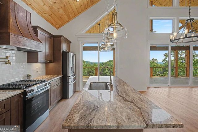 728 Railey Ridge NE, Ranger, GA 30734