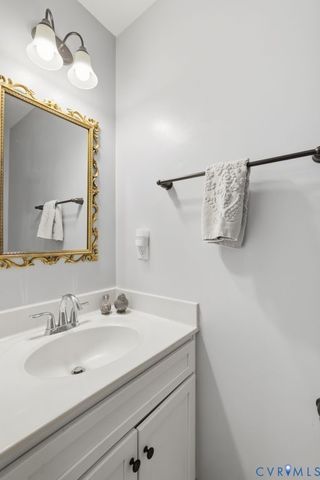 6185 Walnut Tree Dr, Powhatan, VA 23139