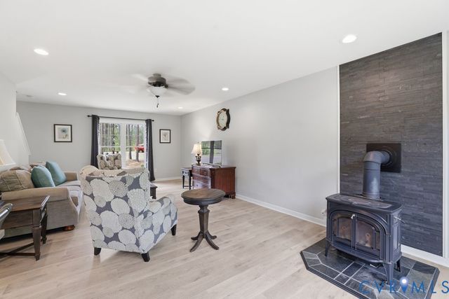6185 Walnut Tree Dr, Powhatan, VA 23139