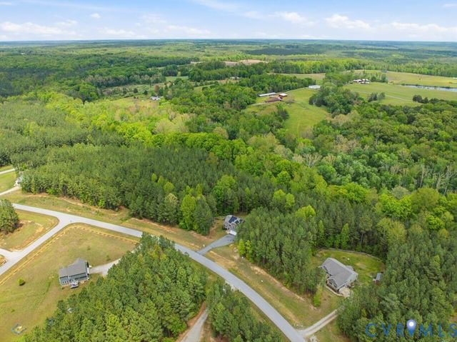 6185 Walnut Tree Dr, Powhatan, VA 23139