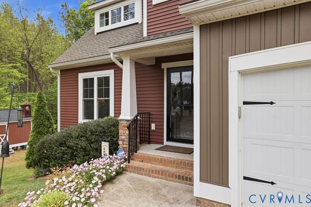 6185 Walnut Tree Dr, Powhatan, VA 23139