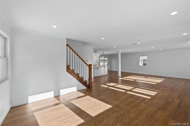 78 Taft Avenue, Lynbrook, NY 11563