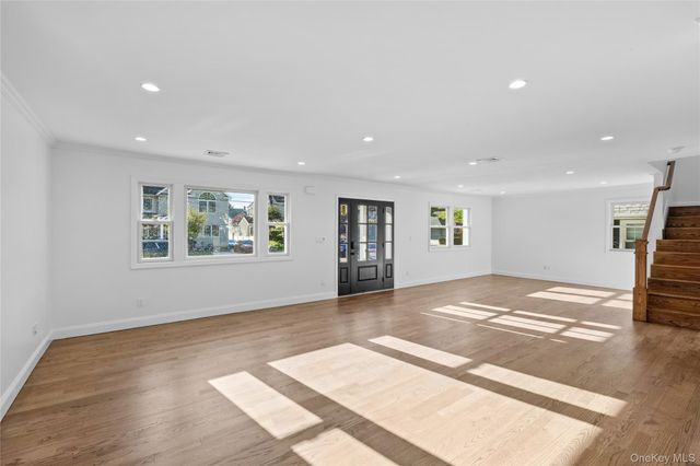 78 Taft Avenue, Lynbrook, NY 11563