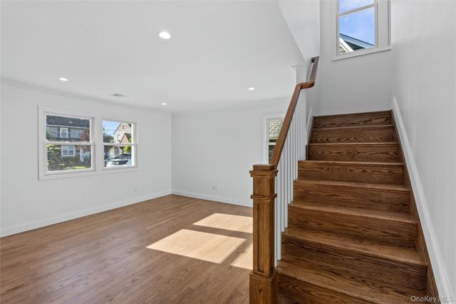 78 Taft Avenue, Lynbrook, NY 11563