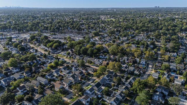 78 Taft Avenue, Lynbrook, NY 11563