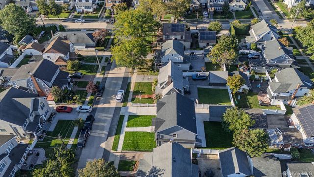 78 Taft Avenue, Lynbrook, NY 11563
