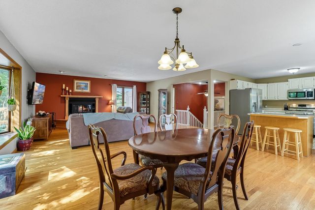 2292 7th Street N, North Saint Paul, MN 55109
