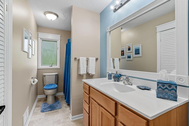2292 7th Street N, North Saint Paul, MN 55109
