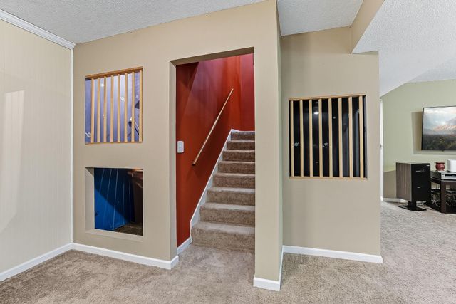 2292 7th Street N, North Saint Paul, MN 55109