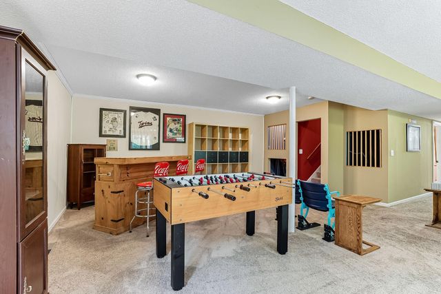 2292 7th Street N, North Saint Paul, MN 55109