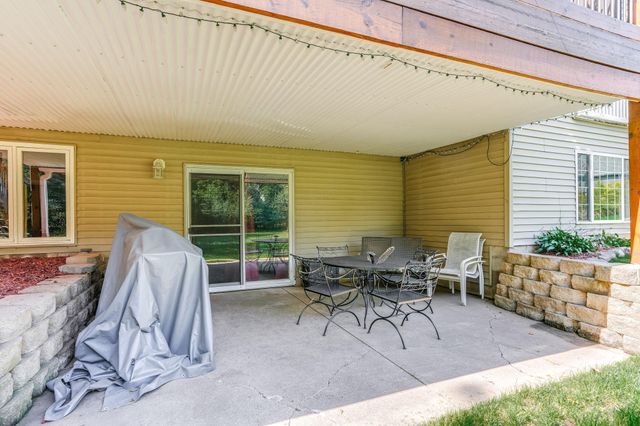 2292 7th Street N, North Saint Paul, MN 55109