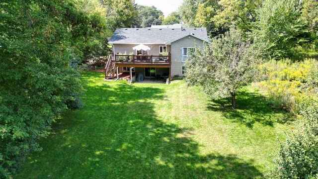 2292 7th Street N, North Saint Paul, MN 55109
