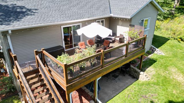 2292 7th Street N, North Saint Paul, MN 55109
