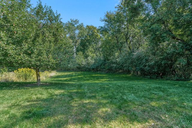 2292 7th Street N, North Saint Paul, MN 55109