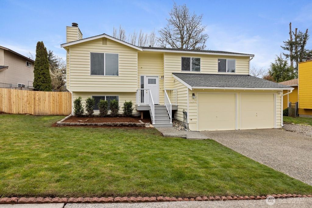 3207 SE 19th Court, Renton, WA 98058
