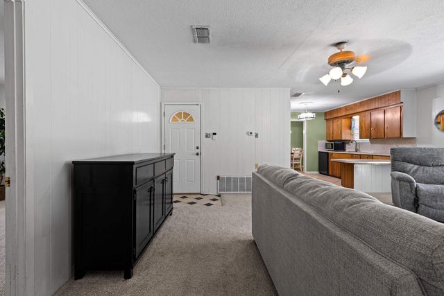 813 Redbud, Longview, TX 75604