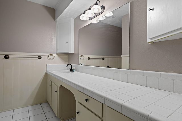 813 Redbud, Longview, TX 75604