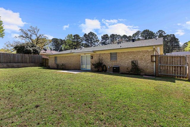 813 Redbud, Longview, TX 75604