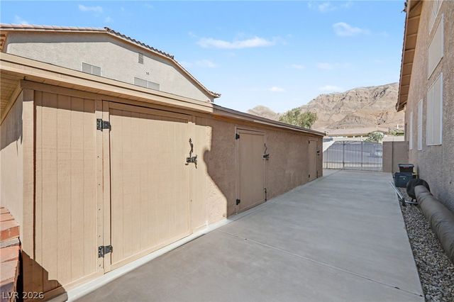 855 Sun Shimmer Place, Las Vegas, NV 89110