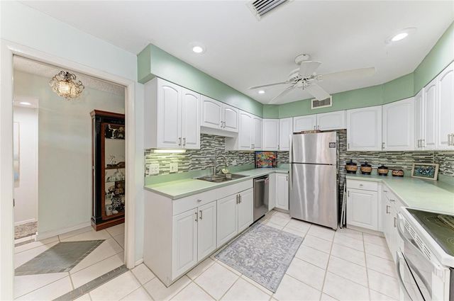 5209 34TH STREET COURT W 261, Bradenton, FL 34210