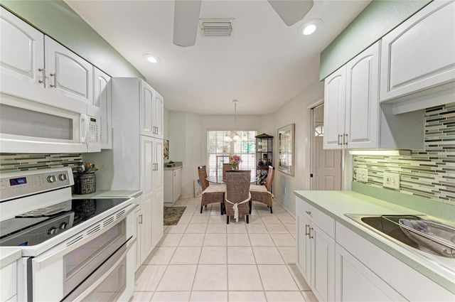 5209 34TH STREET COURT W 261, Bradenton, FL 34210